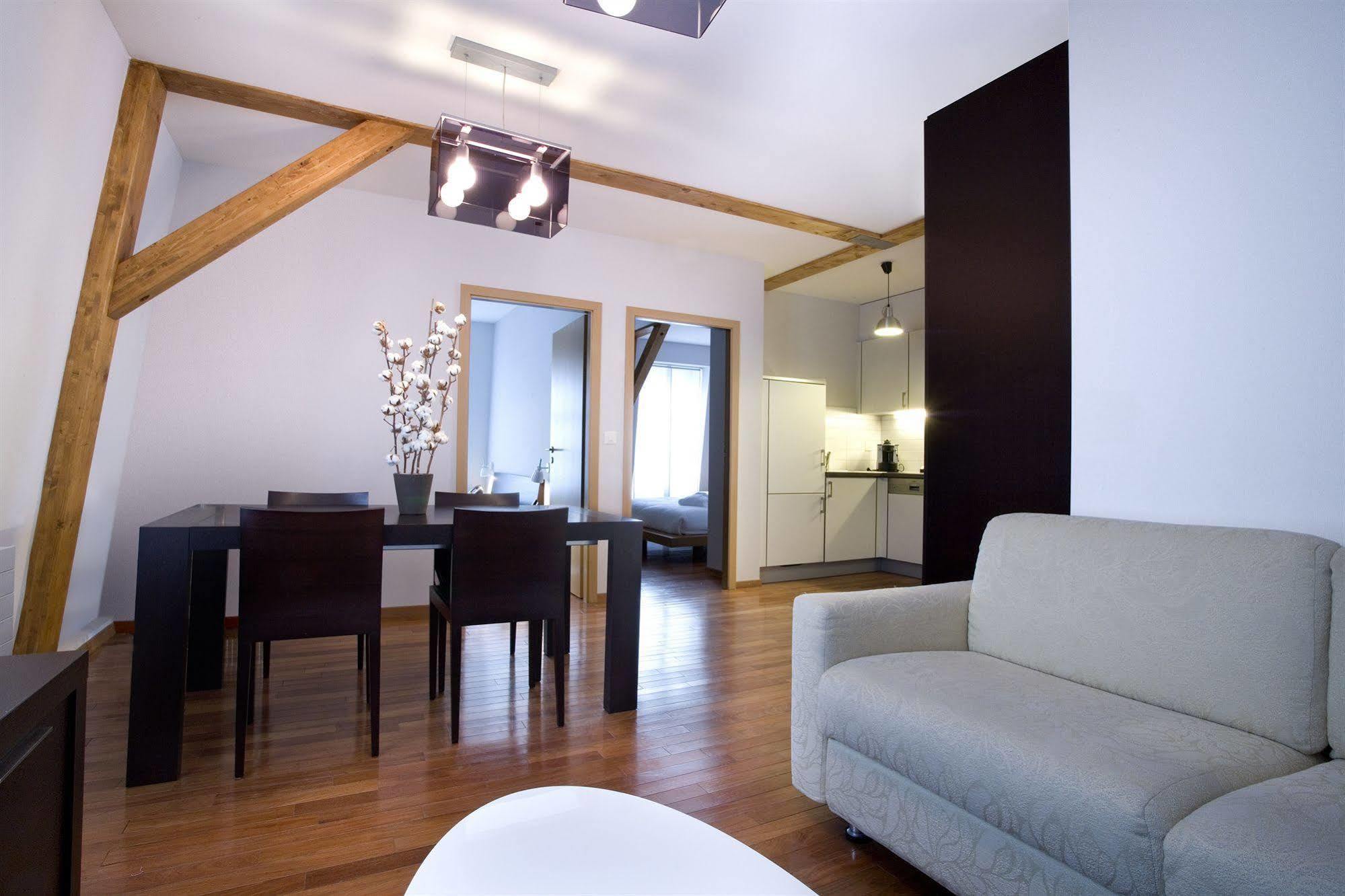 La Cour Des Augustins Boutique Gallery Design Hotel Geneva Phòng bức ảnh